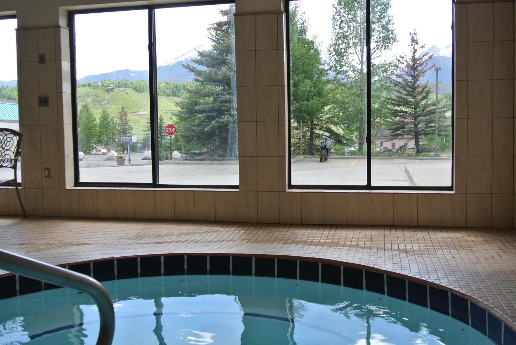 Luxury Inn & Suites Silverthorne Ngoại thất bức ảnh
